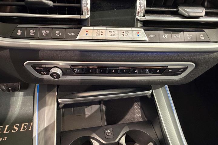 Hvid BMW X5 fra 2022