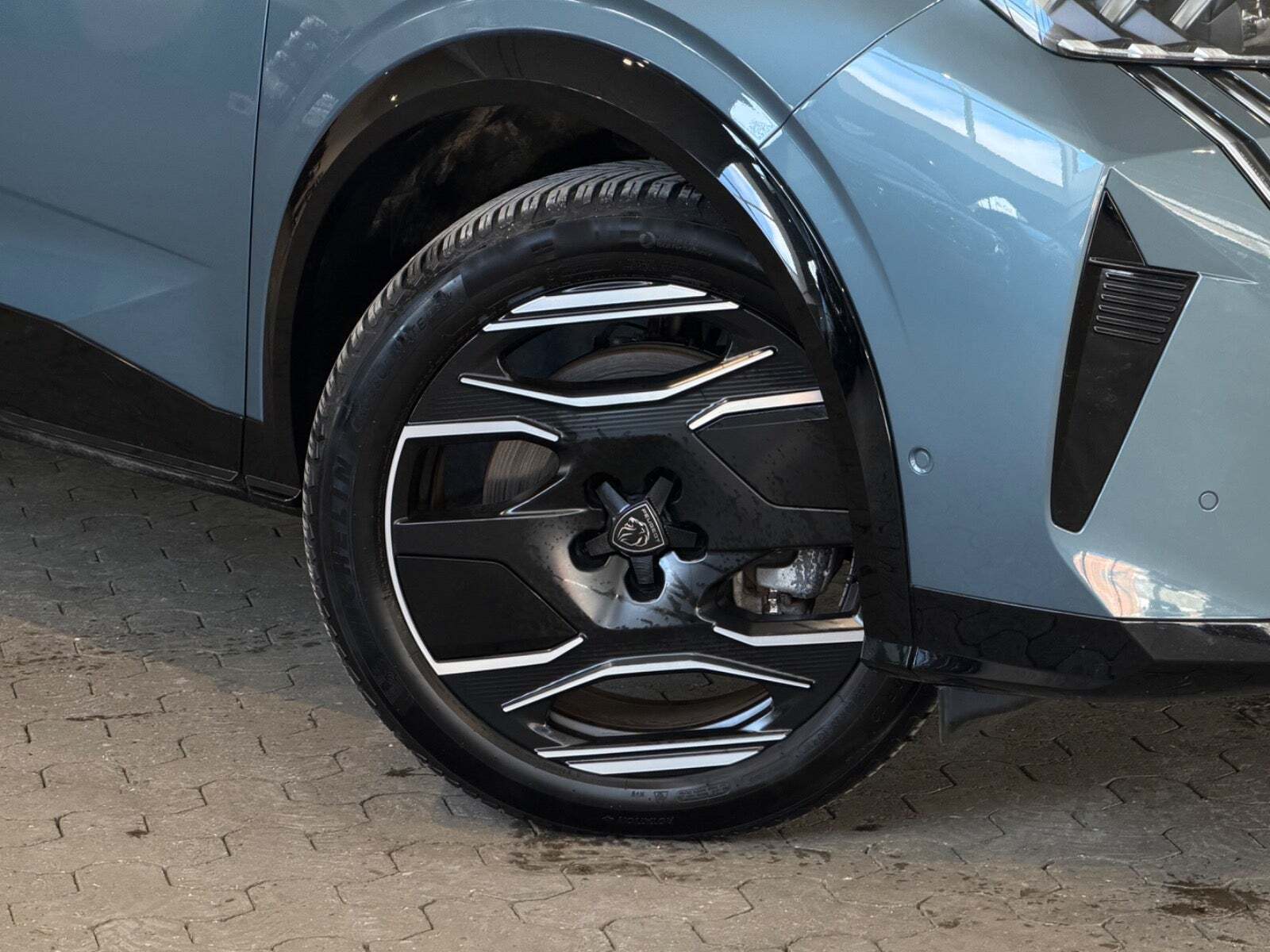 Peugeot e-5008 77 GT Pack 7prs