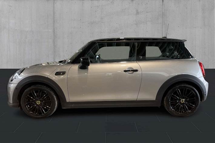 Sølv Mini Cooper SE fra 2022