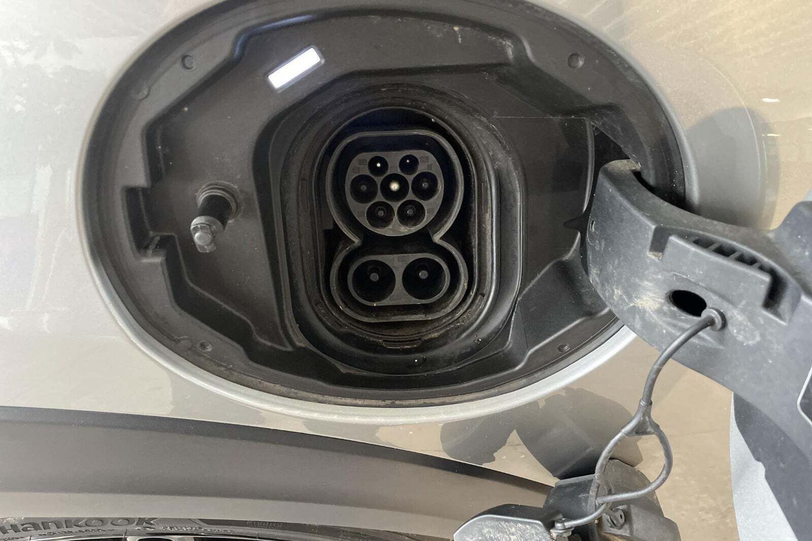 Sølv Mini Cooper SE fra 2022