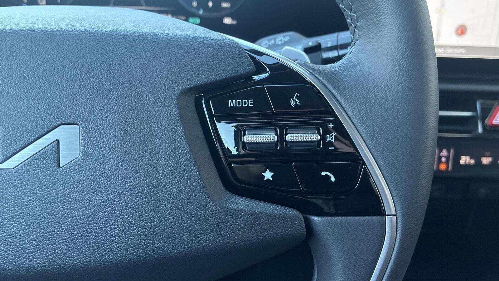 Blå Kia Niro fra 2025