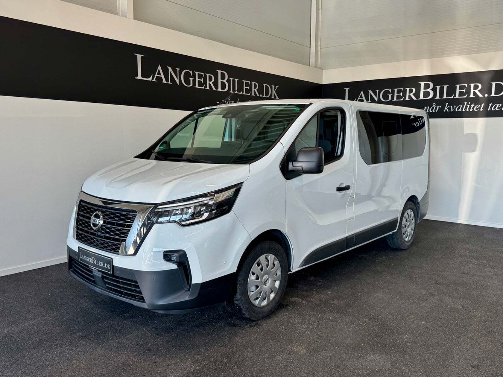 Nissan NV300 2,0 dCi 110 L1H1 Access Combi
