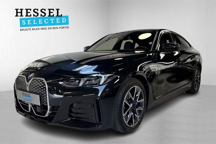 Sort BMW i4 fra 2025 set udefra