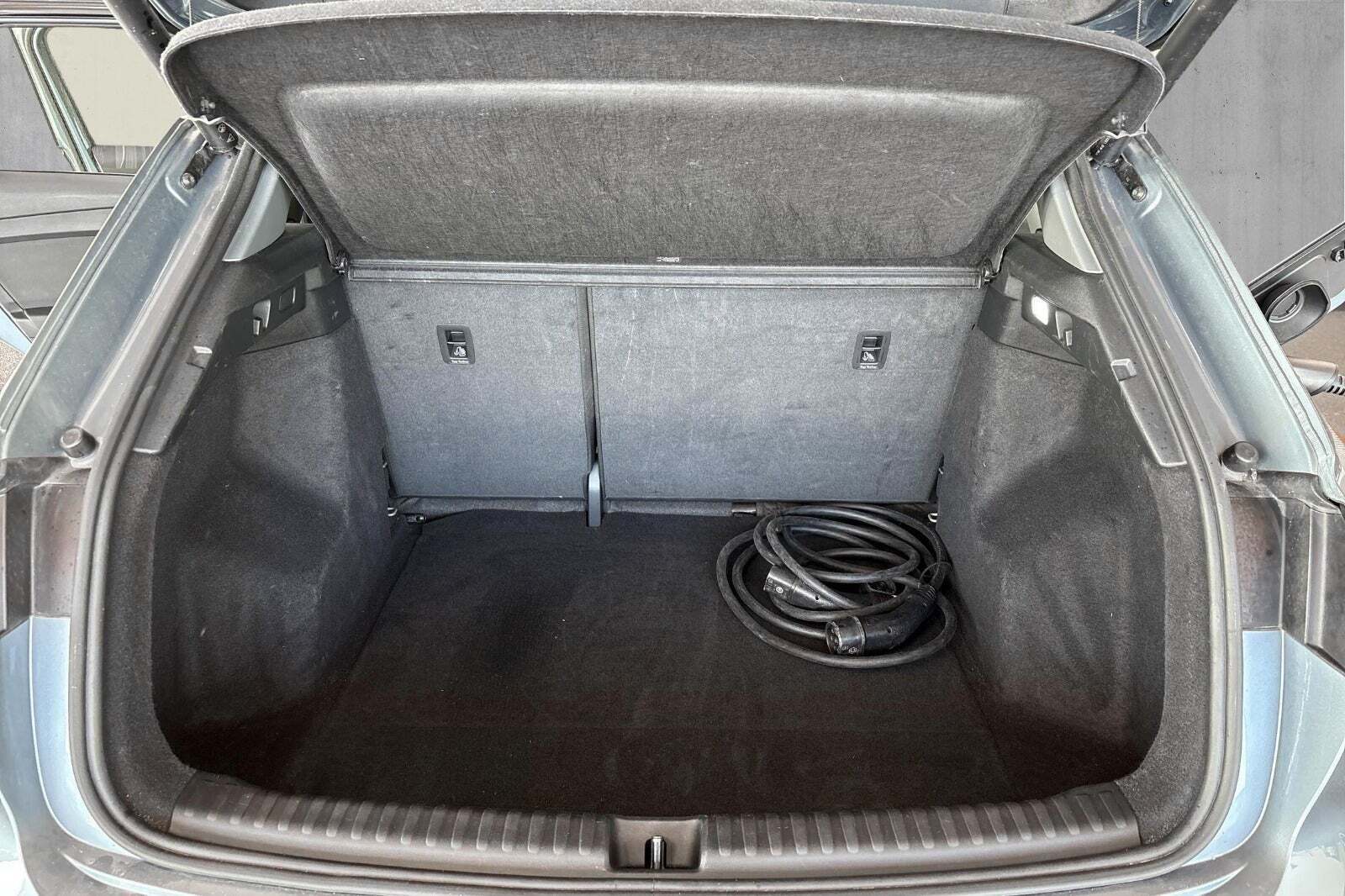 Grå Audi Q4 e-tron fra 2021