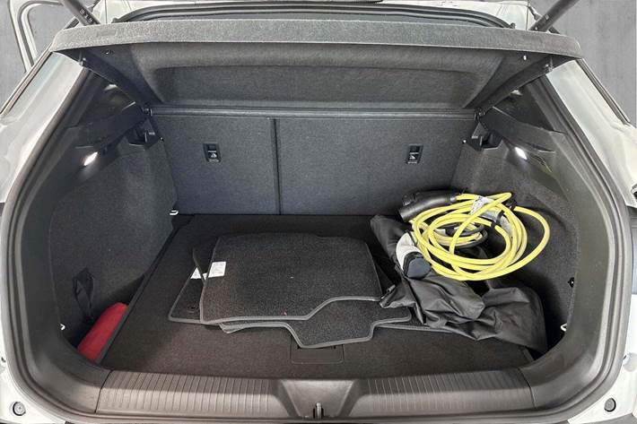 Hvid VW ID.4 fra 2024