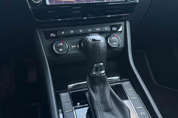 undefined Skoda Superb fra 2018