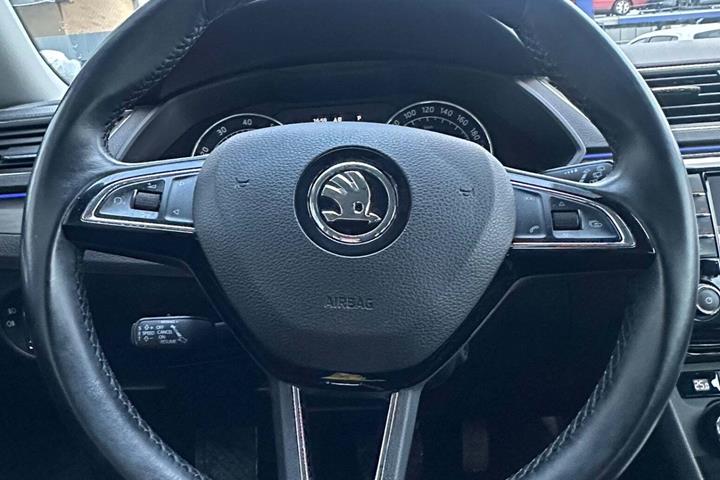 undefined Skoda Superb fra 2018
