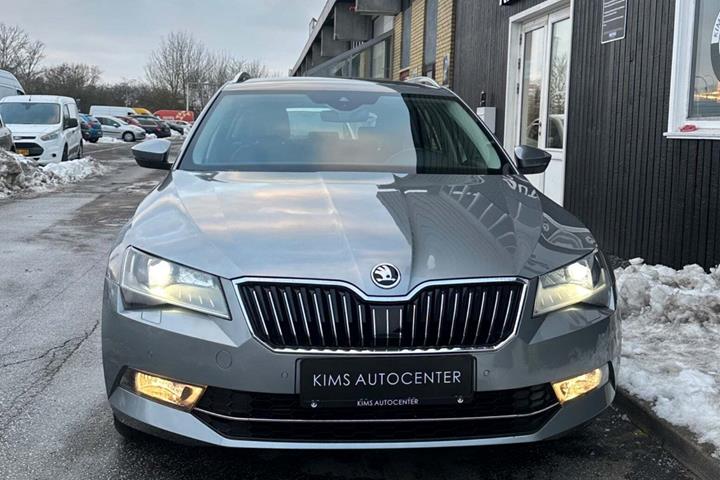 undefined Skoda Superb fra 2018