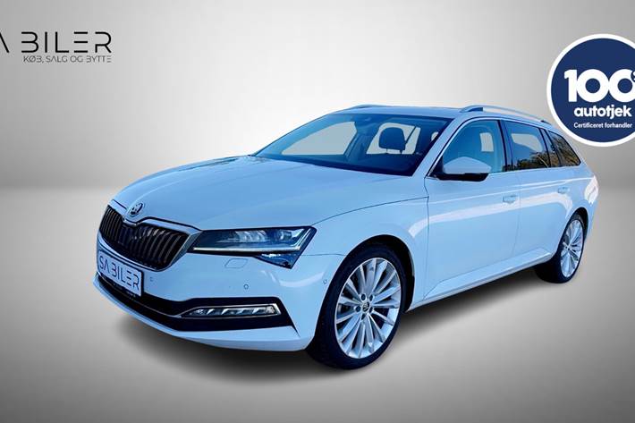 Gul Skoda Superb fra 2020