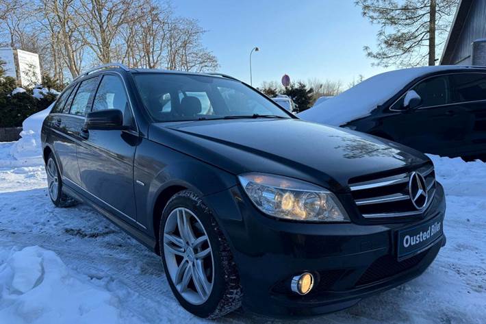 undefined Mercedes C220 fra 2008 set udefra