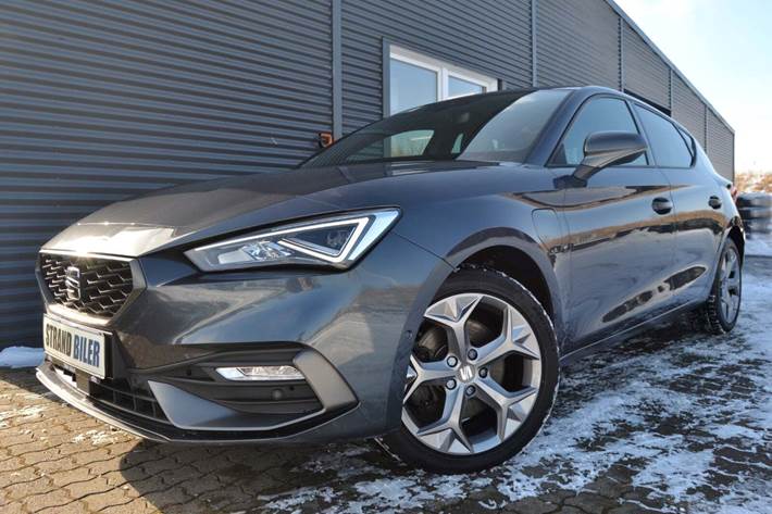 Grå Seat Leon fra 2021