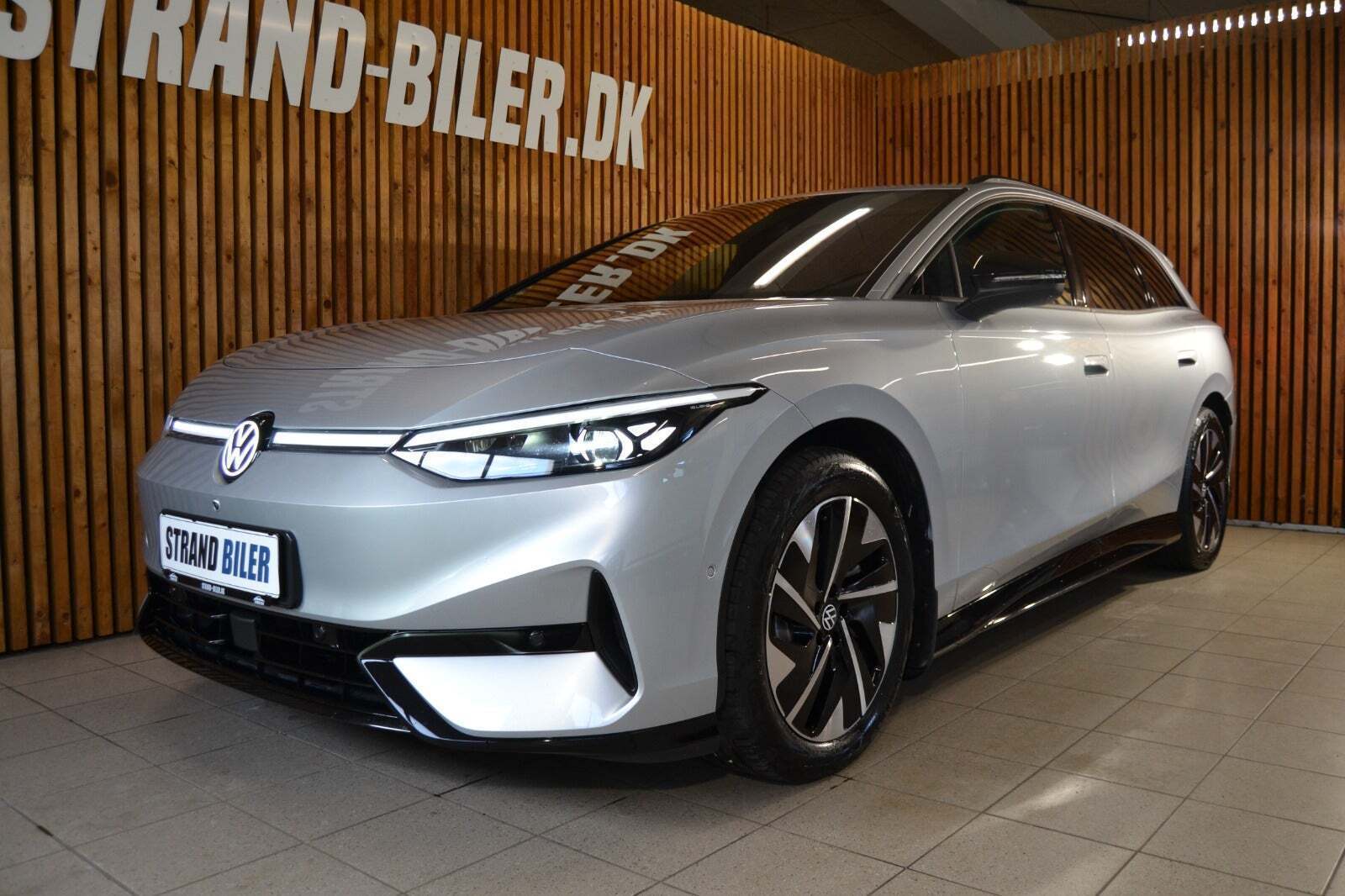 Sølv VW ID.7 fra 2025