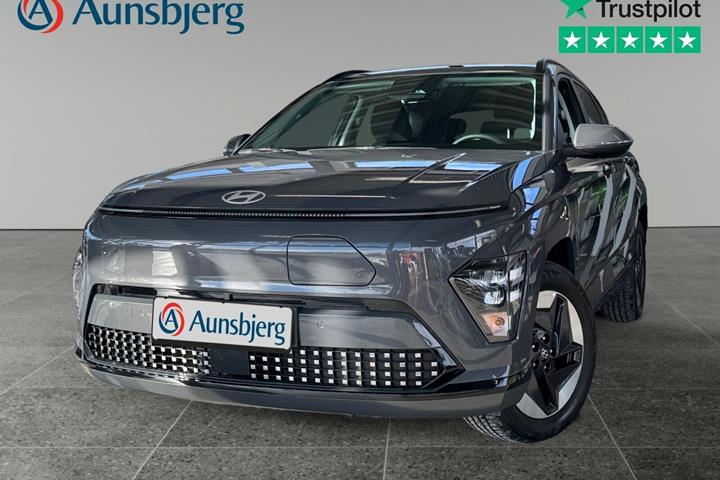 Grå Hyundai Kona fra 2025 set udefra