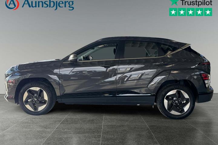 Grå Hyundai Kona fra 2025