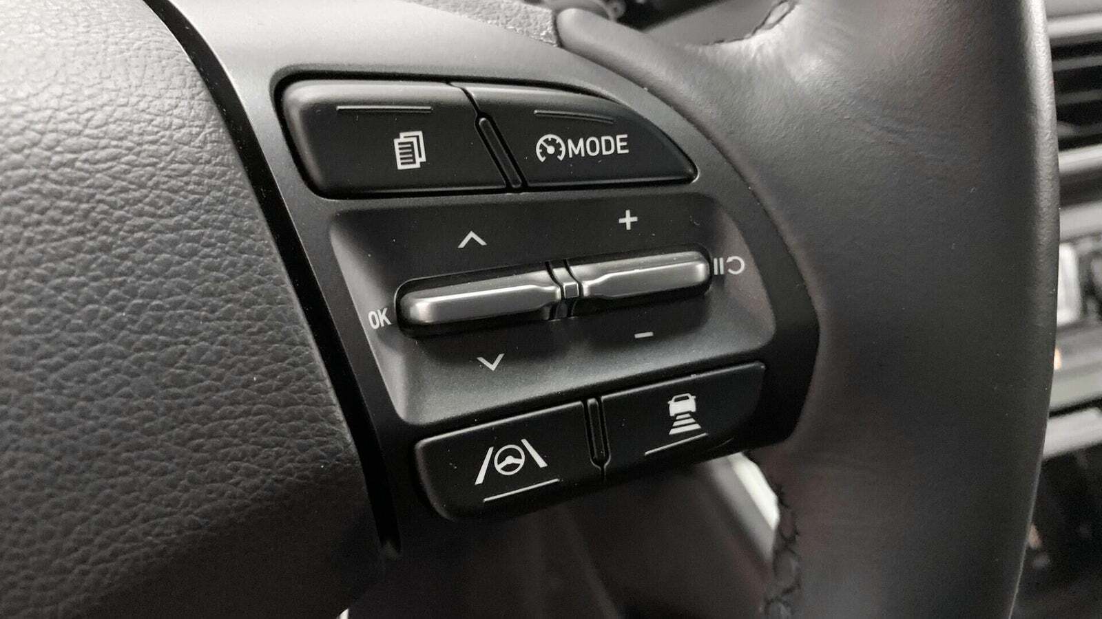 Hvid Hyundai Kona fra 2022