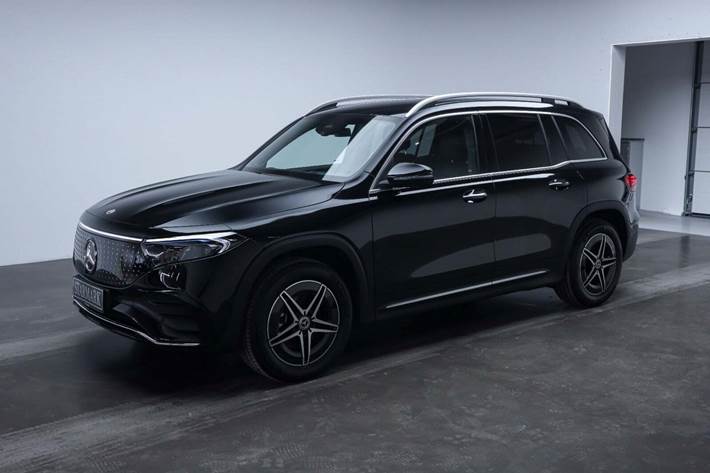 Sort Mercedes EQB250+ fra 2026