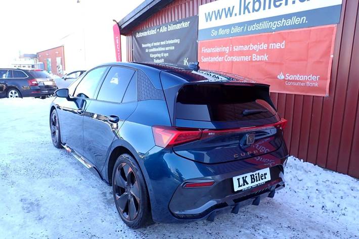 Blå Cupra Born fra 2022