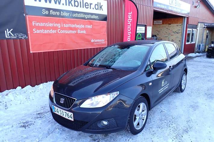 Sort Seat Ibiza fra 2011 set udefra