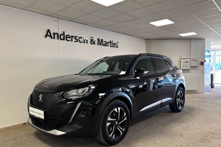 Sort Peugeot 2008 fra 2023