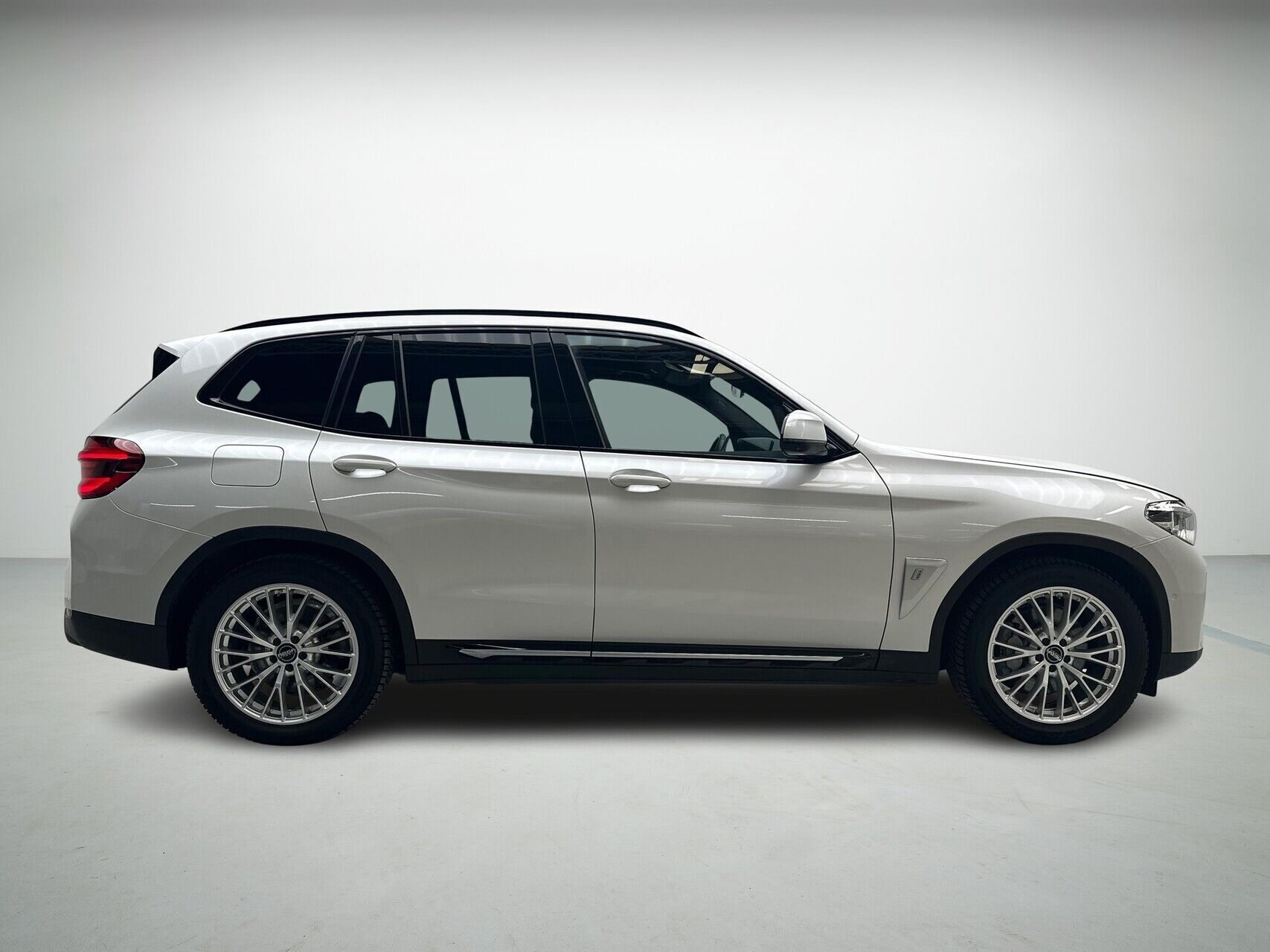 BMW iX3 EL Charged Plus 286HK 5d Aut.