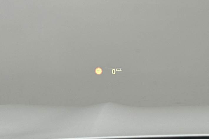 Hvid BMW iX3 fra 2021