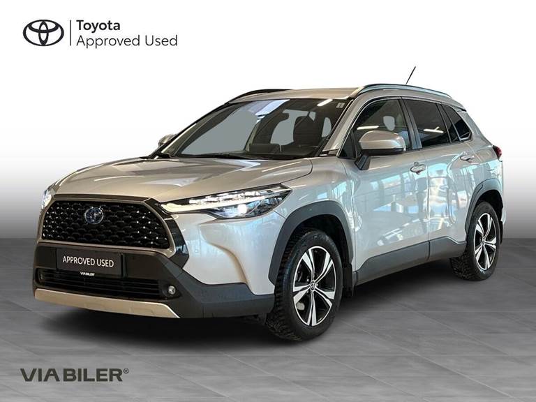 Toyota Corolla Cross 2,0 Hybrid Style Comfort E-CVT 197HK 5d Aut.