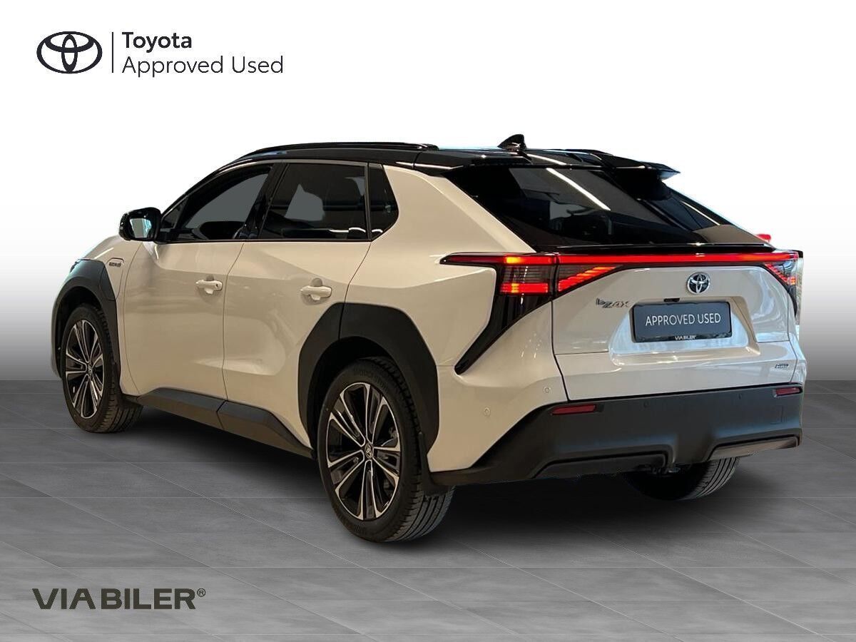 Toyota BZ4X EL Executive Premium AWD 218HK 5d Aut.