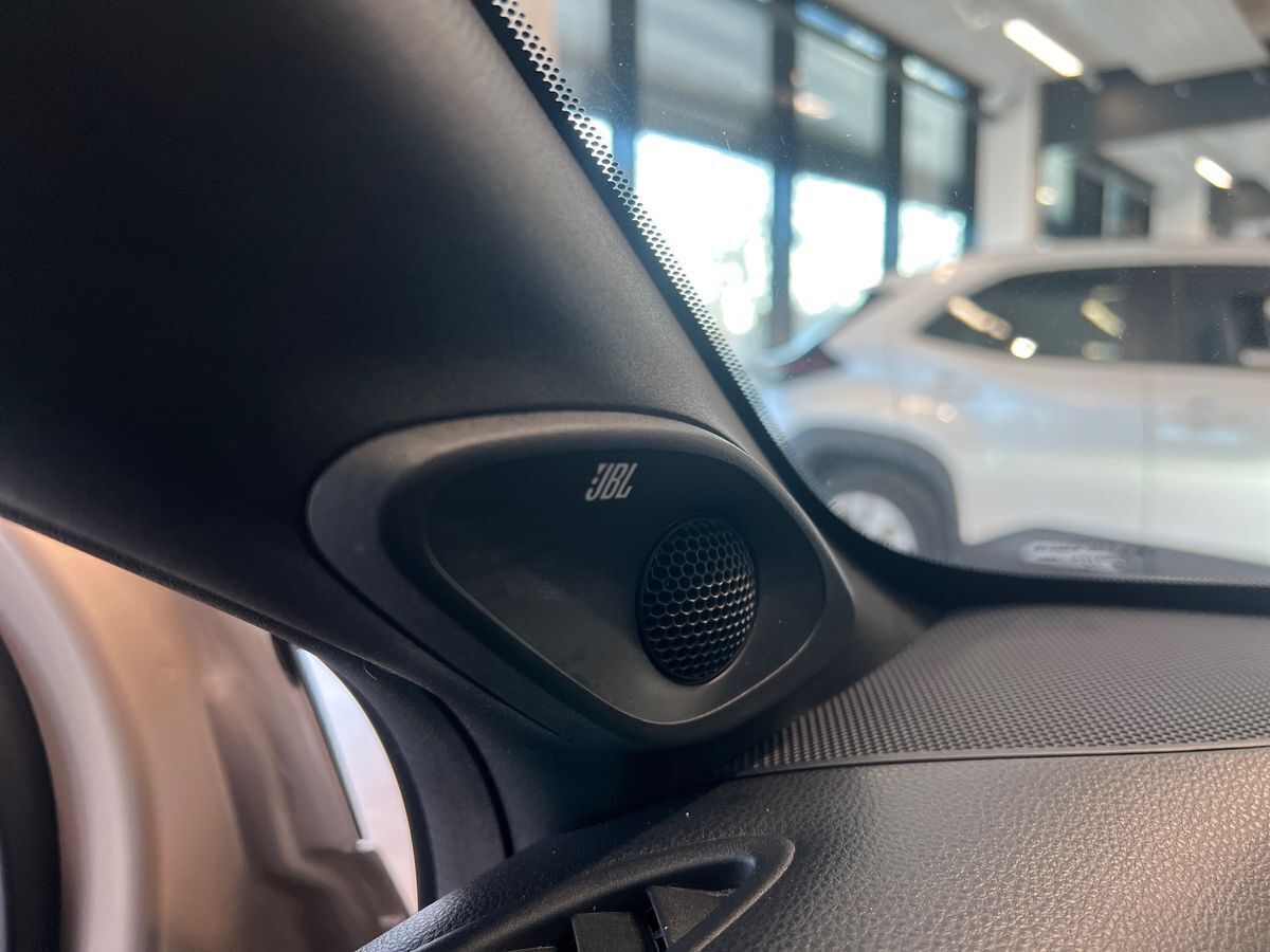 Beige Toyota Aygo X fra 2022