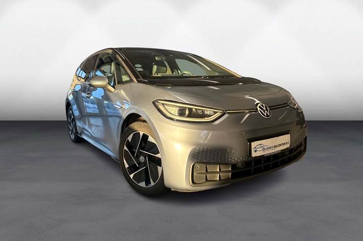 Blå VW ID.3 fra 2022 set udefra