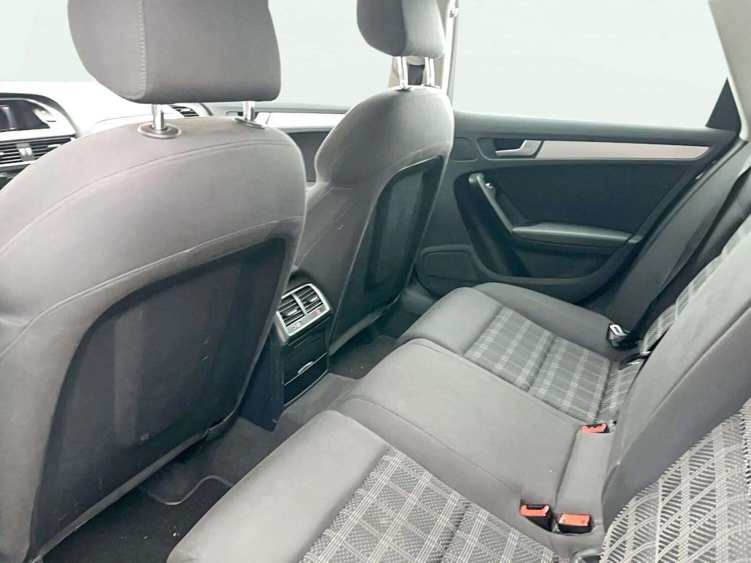 undefined Audi A4 fra 2015