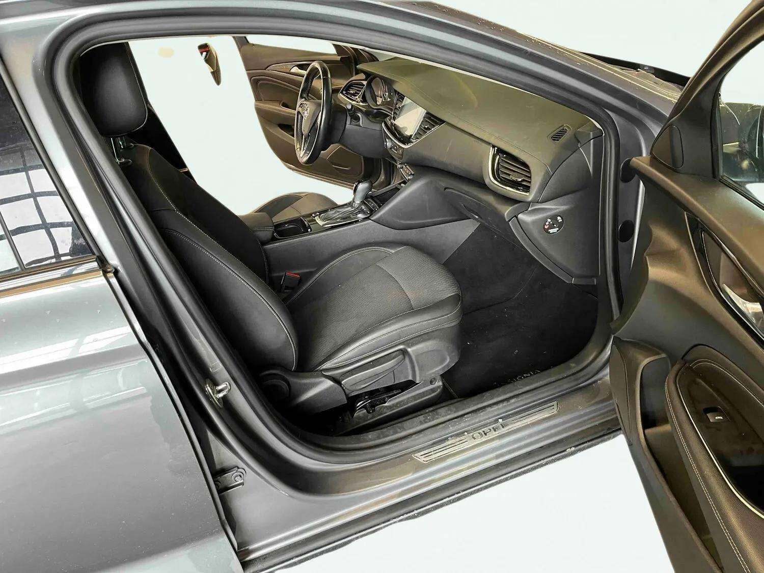 undefined Opel Insignia fra 2018