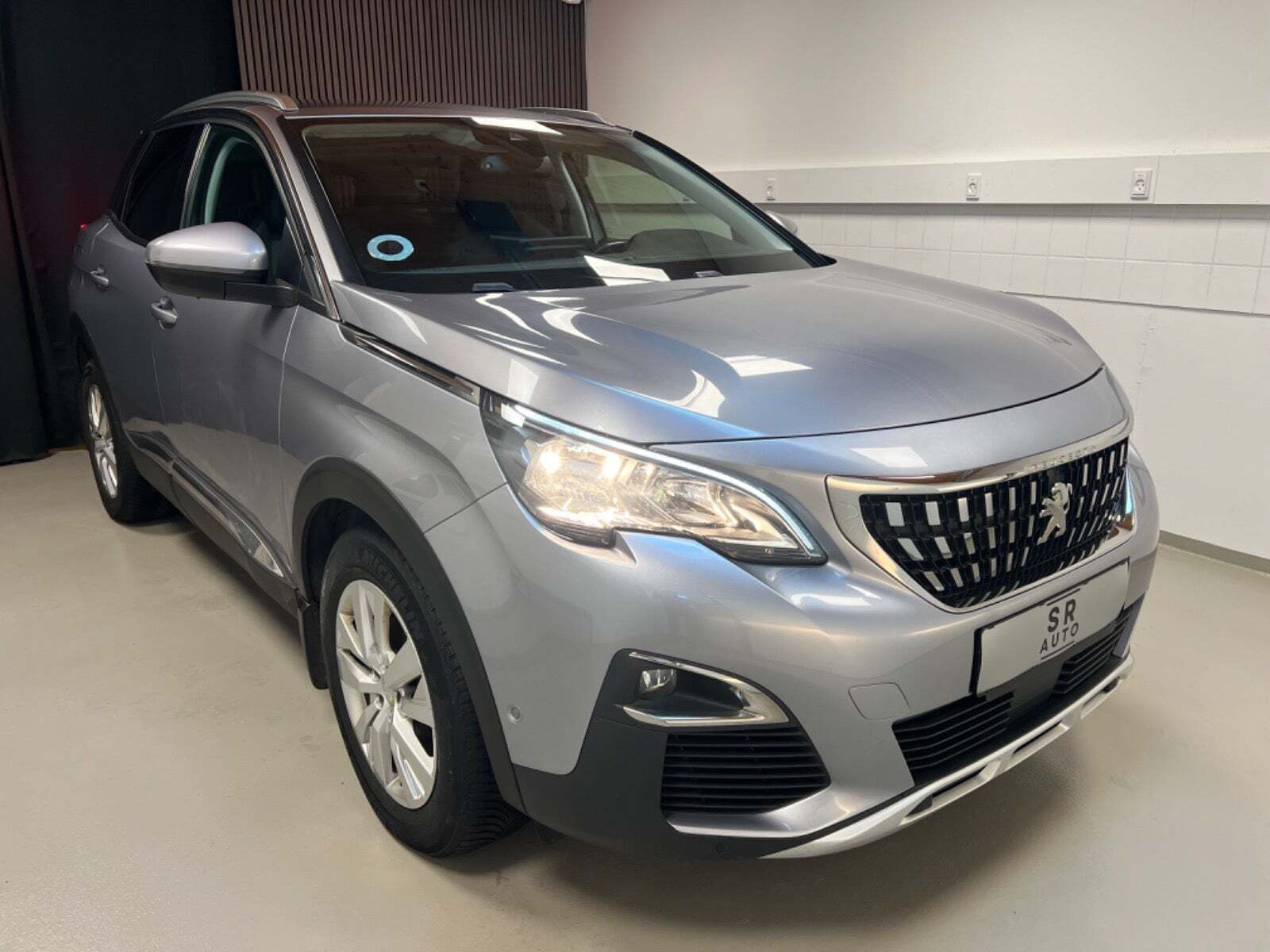 Peugeot 3008 1,6 BlueHDi 120 Allure EAT6