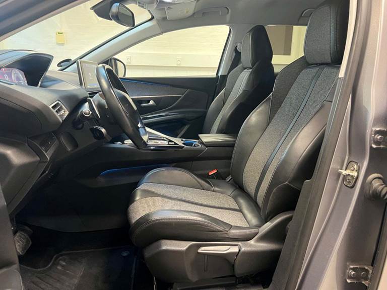 Peugeot 3008 1,6 BlueHDi 120 Allure EAT6