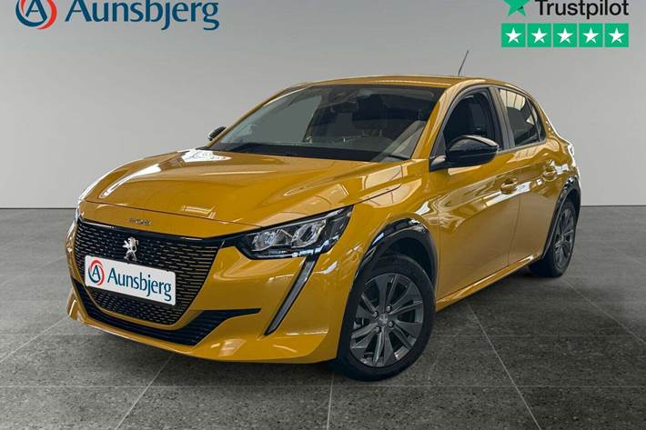Gul Peugeot e-208 fra 2022