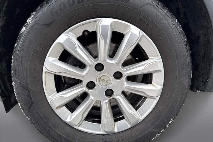 Hvid Opel Mokka fra 2022