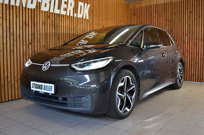 Grå VW ID.3 fra 2021 set udefra