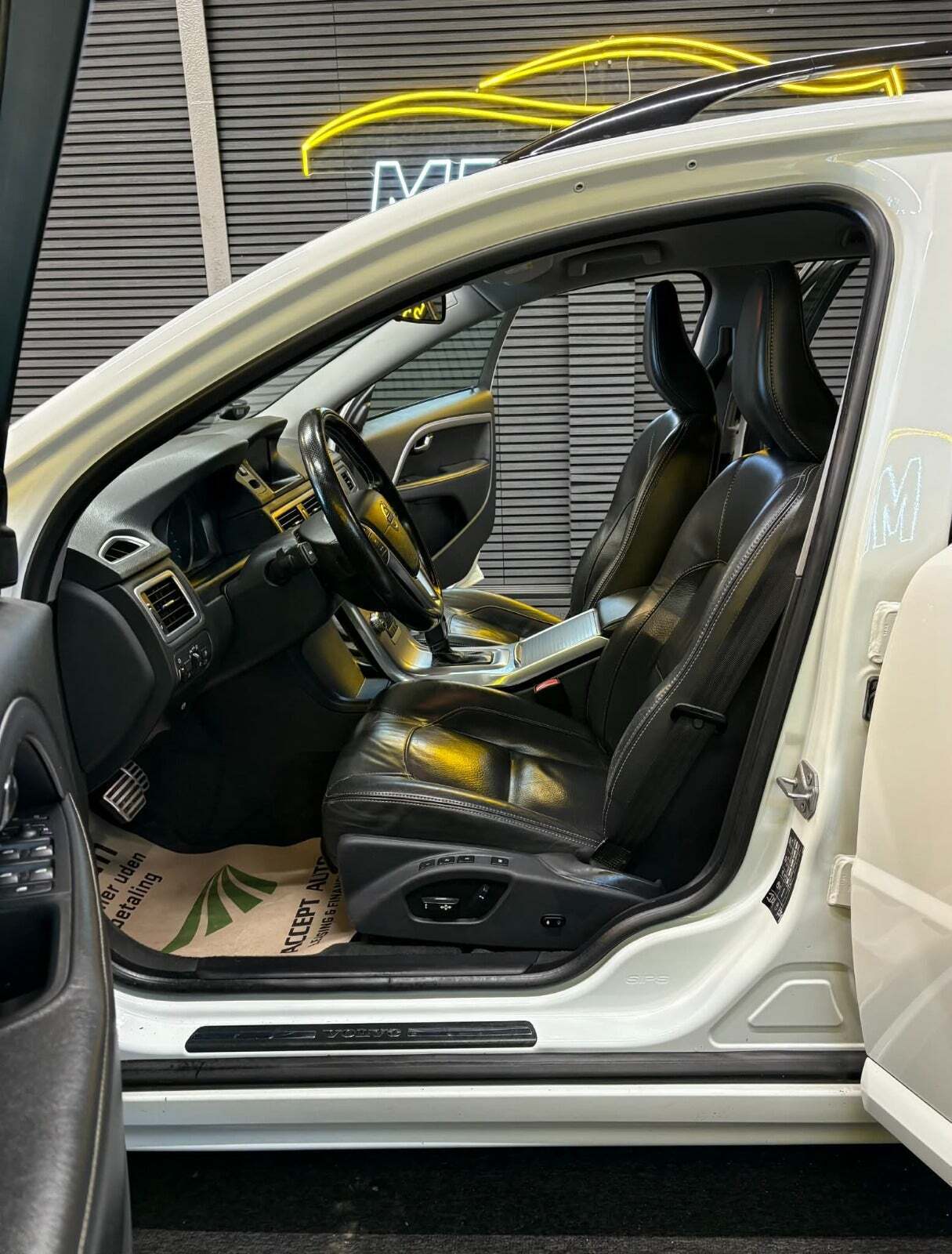 Volvo V70 2,0 T4 190 Momentum aut.