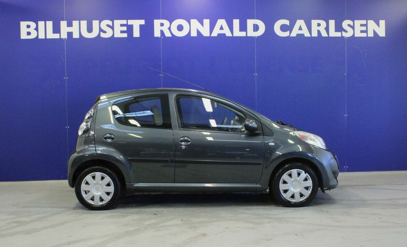 Grå Citroën C1 fra 2012