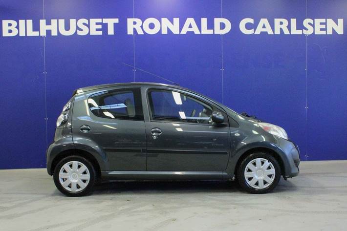 Grå Citroën C1 fra 2012