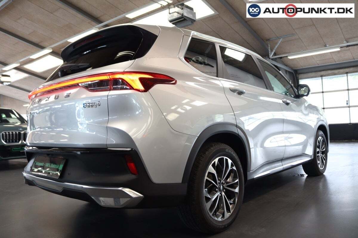 Sølv Maxus Euniq6 fra 2022