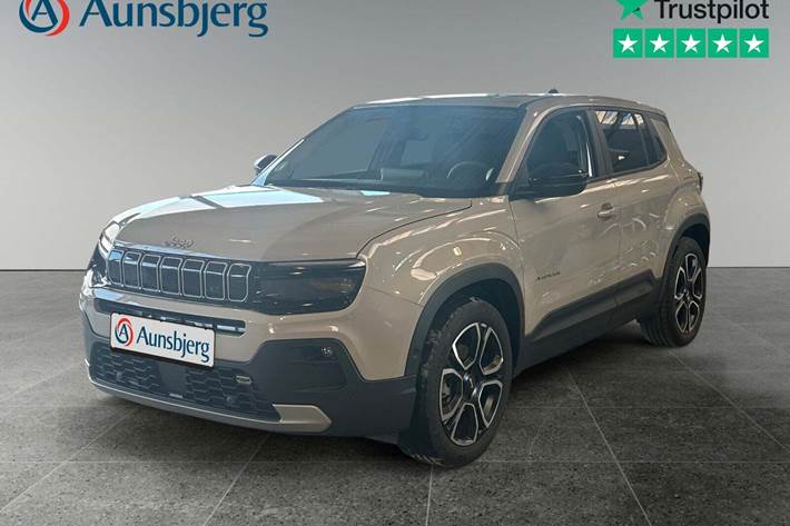 Grå Jeep Avenger fra 2024 set udefra