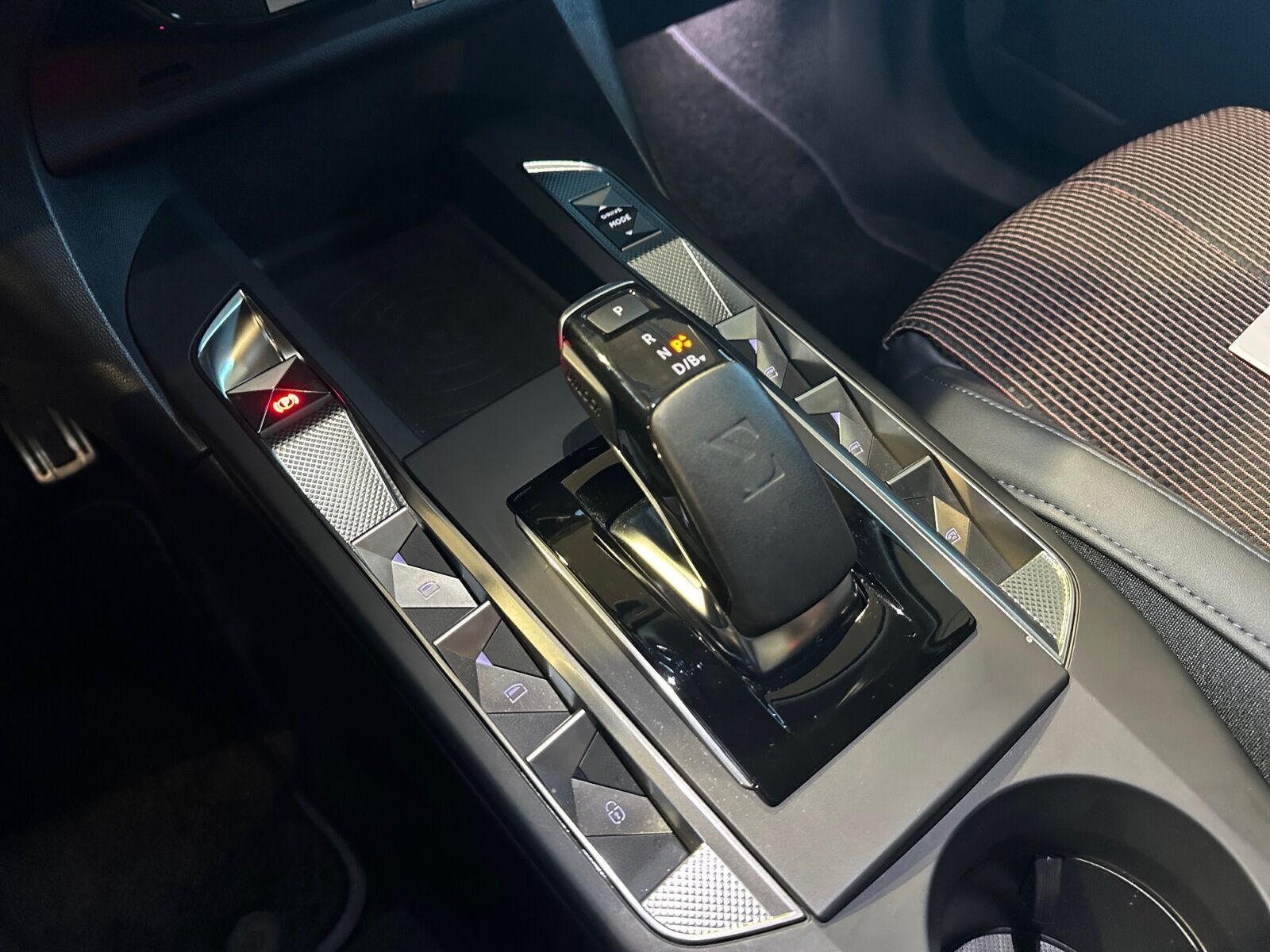 Blå DS DS 3 CrossBack fra 2021