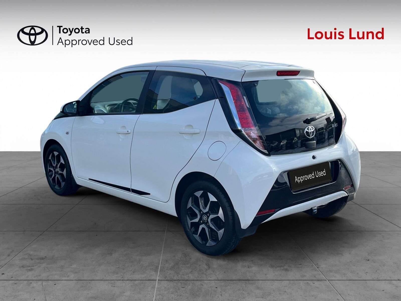 Toyota Aygo 1,0 VVT-I X-Play + X-Touch 69HK 5d