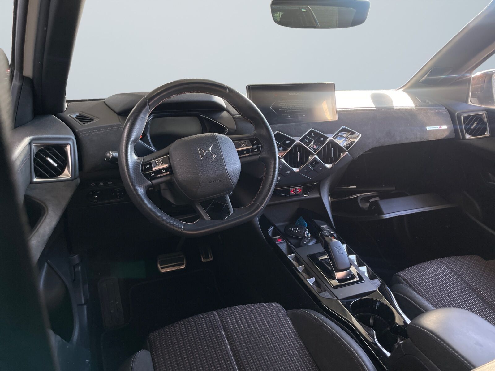 Hvid DS DS 3 CrossBack fra 2022