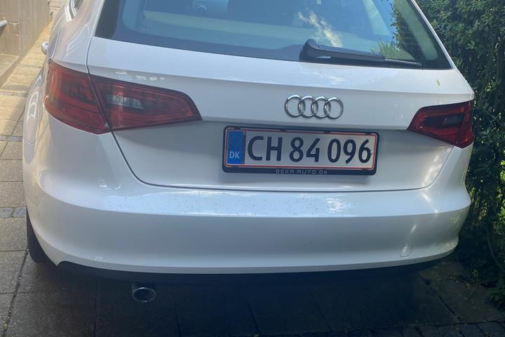 Hvid Audi A3 Sportback fra 2015