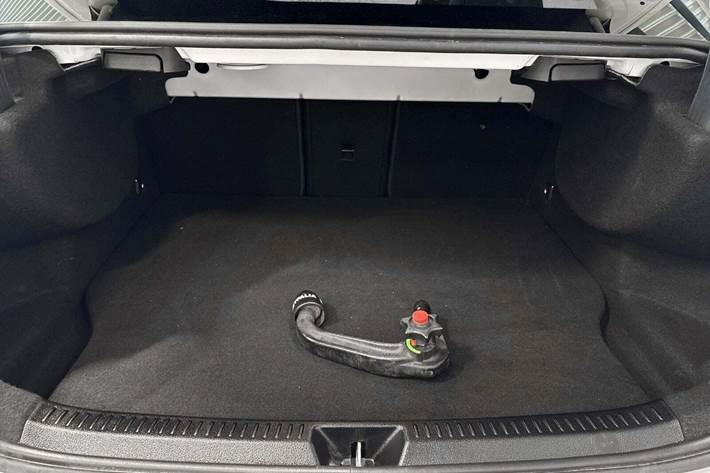 Hvid Mercedes A250 e fra 2020