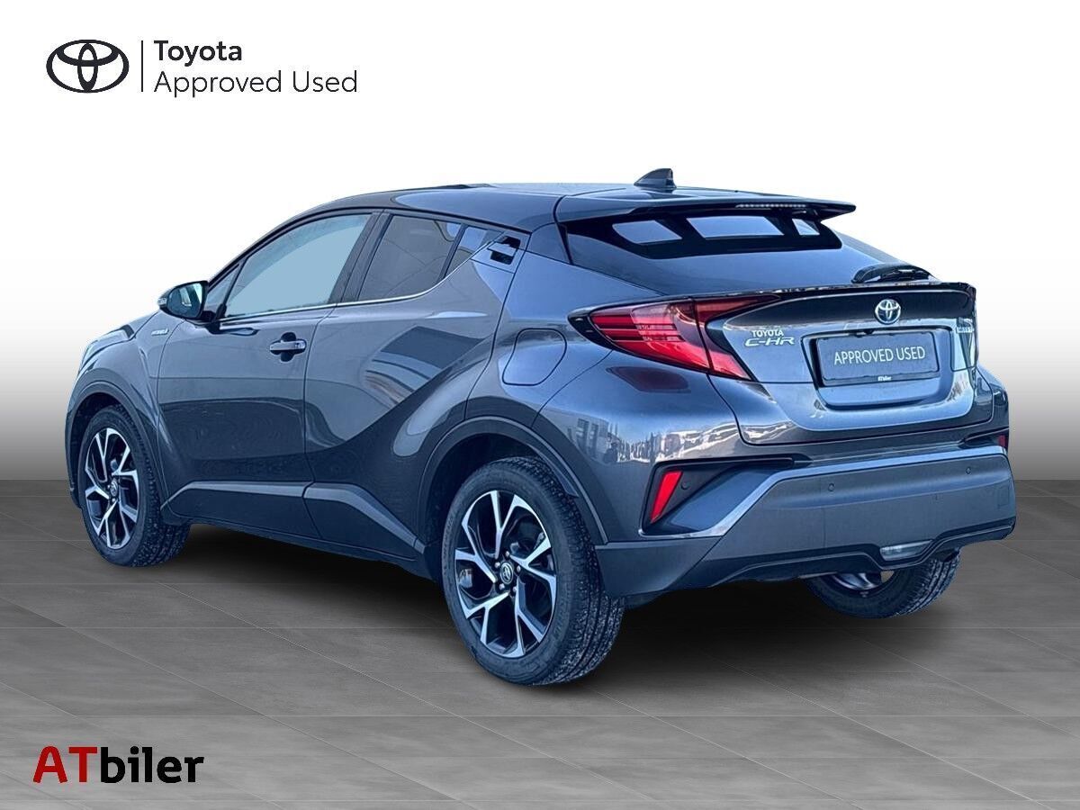 Toyota C-HR 1,8 Hybrid C-LUB Business Premium Multidrive S 122HK 5d Aut.