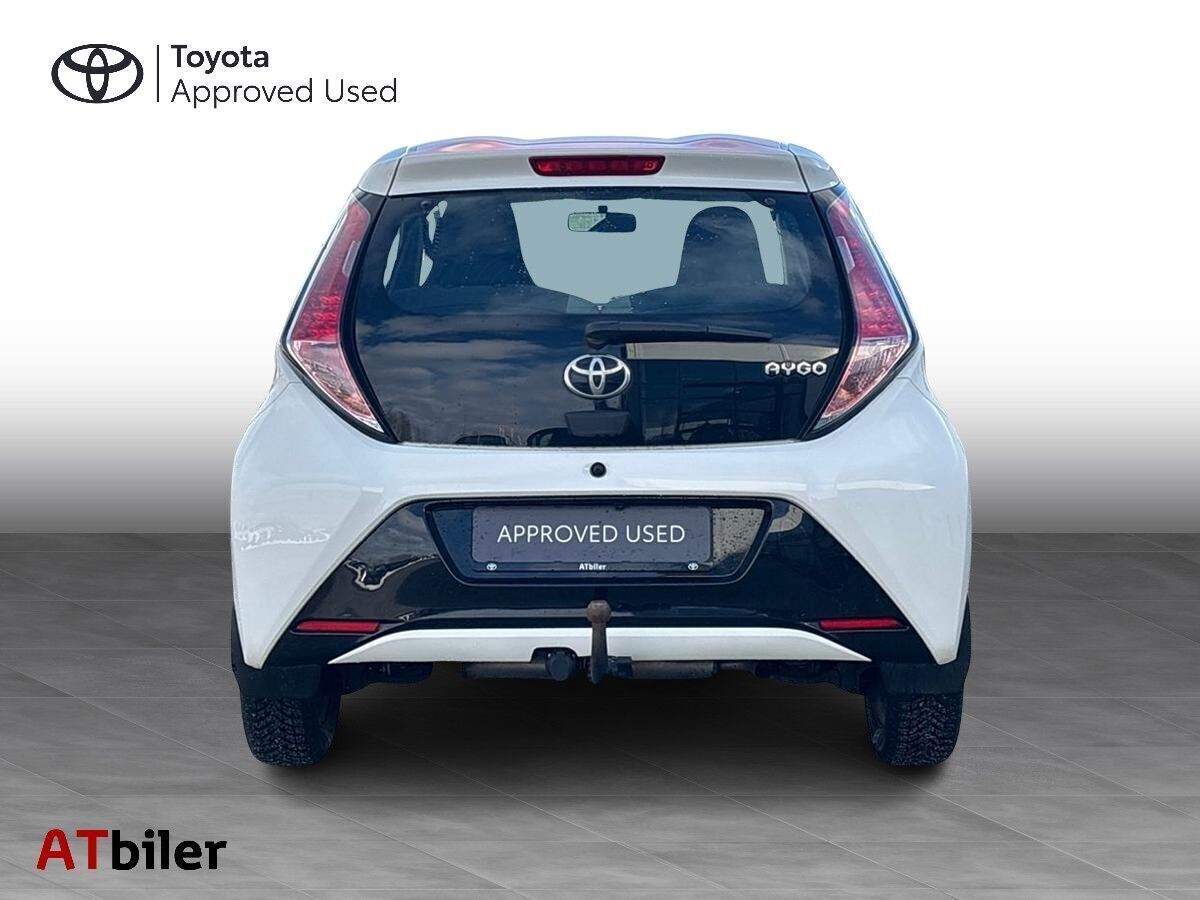 Toyota Aygo 1,0 VVT-I X-Play + X-Touch 69HK 5d