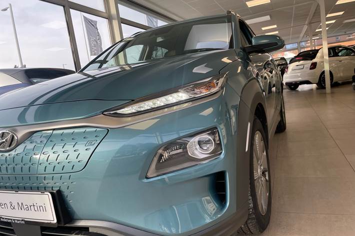 Turquoise Hyundai Kona fra 2021