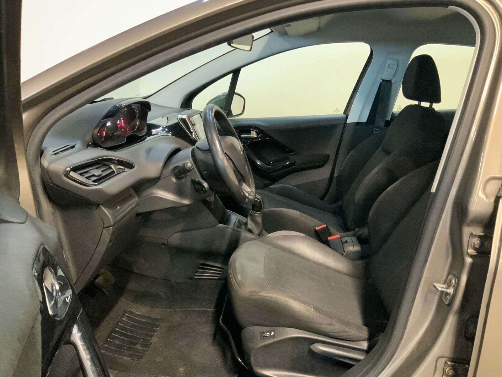 Peugeot 208 1,2 VTi Active